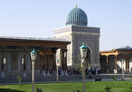 The-mausoleum-of-Imam-al-Bukhari