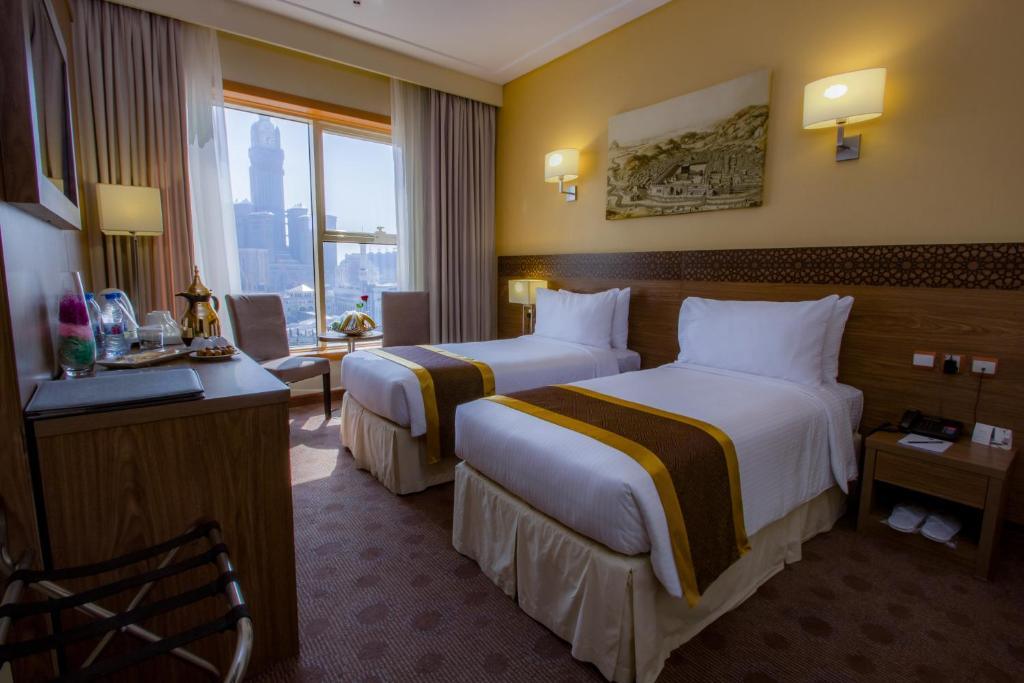 14 Nights umrah packages - Manarat Gaza Hotel