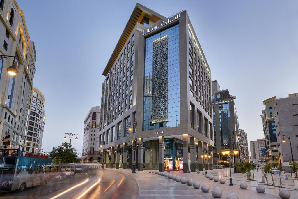 14 nights umrah package - Al Manakha Rotana Madinah
