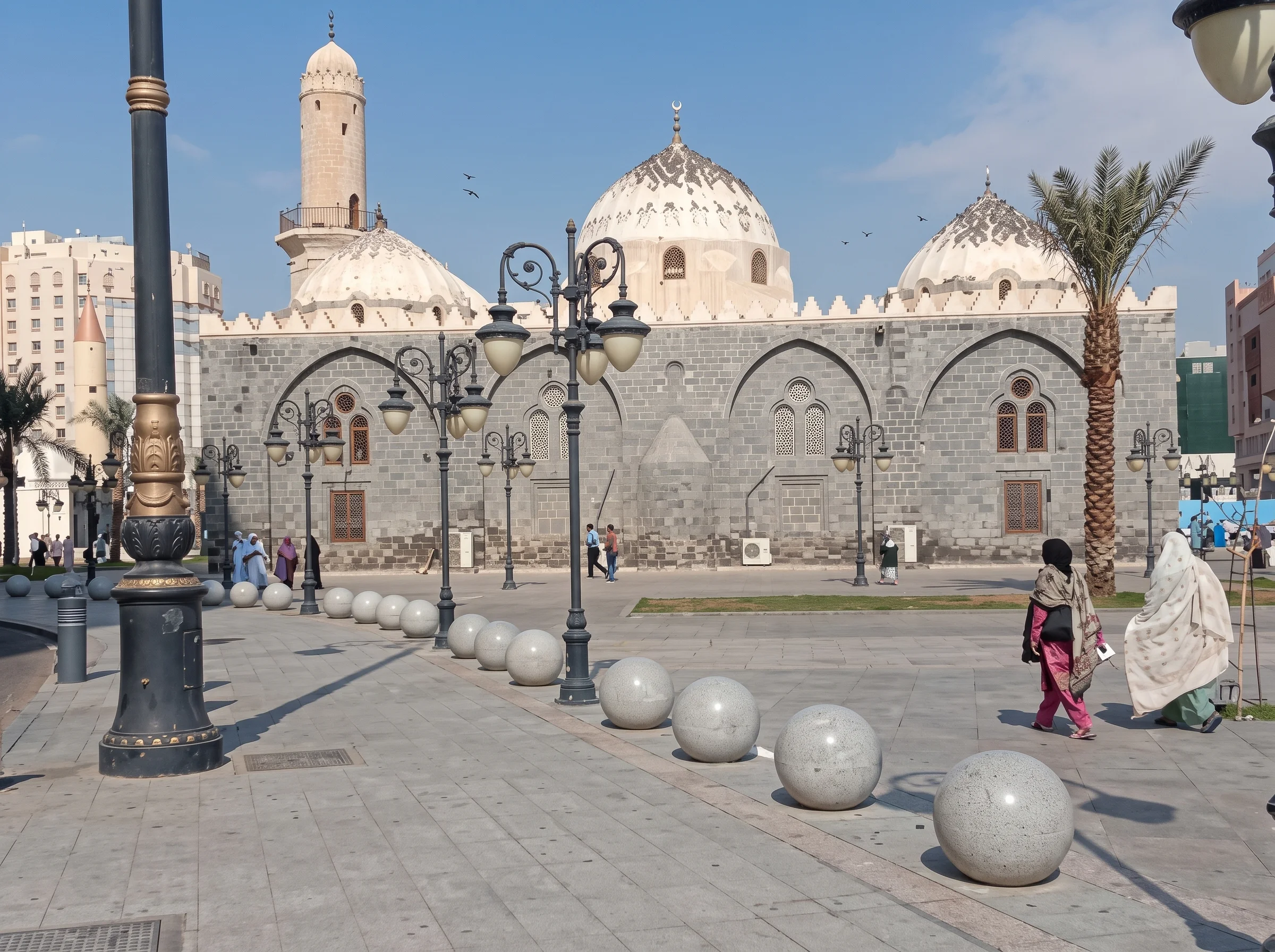 MASJID AL GHAMAMA